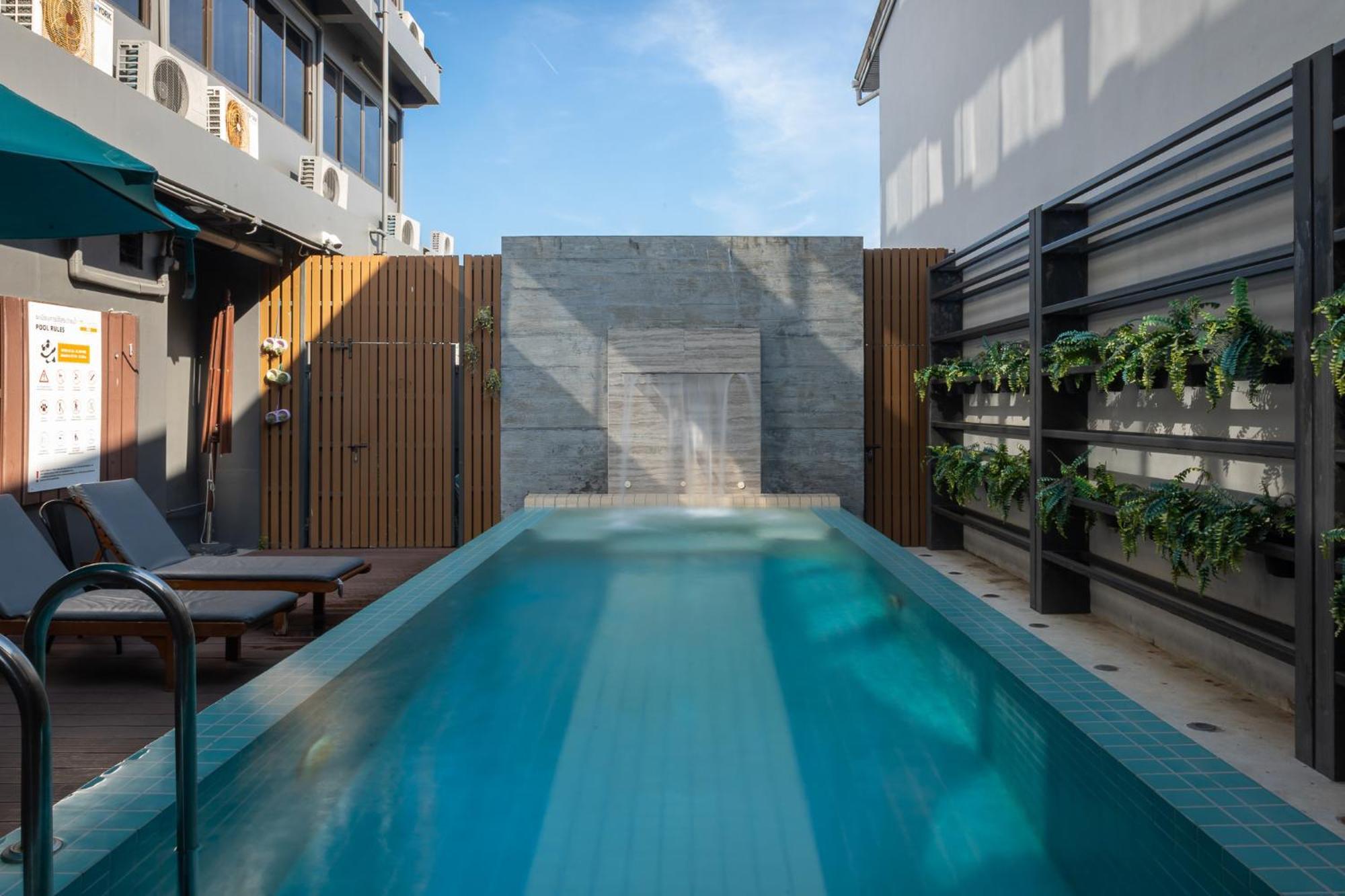 Hotel Recenta Style Phuket Town Extérieur photo