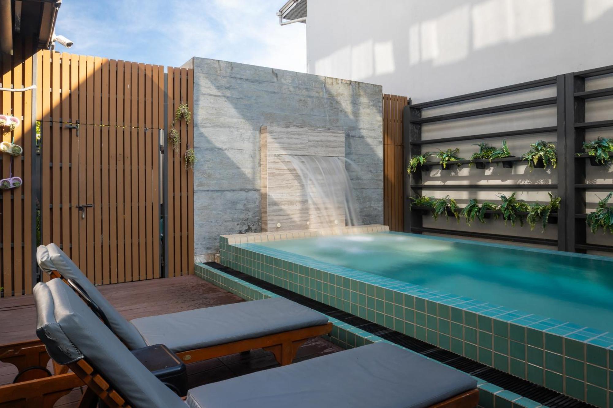 Hotel Recenta Style Phuket Town Extérieur photo