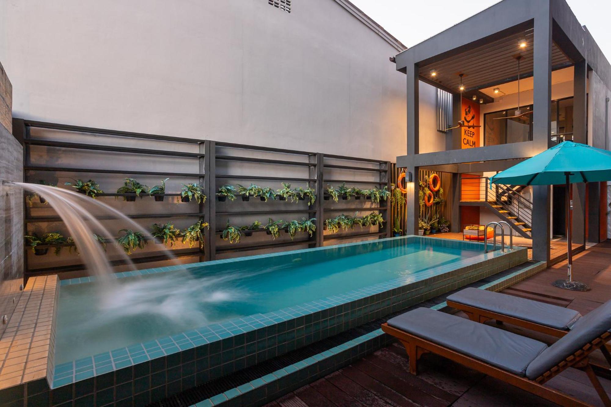 Hotel Recenta Style Phuket Town Extérieur photo