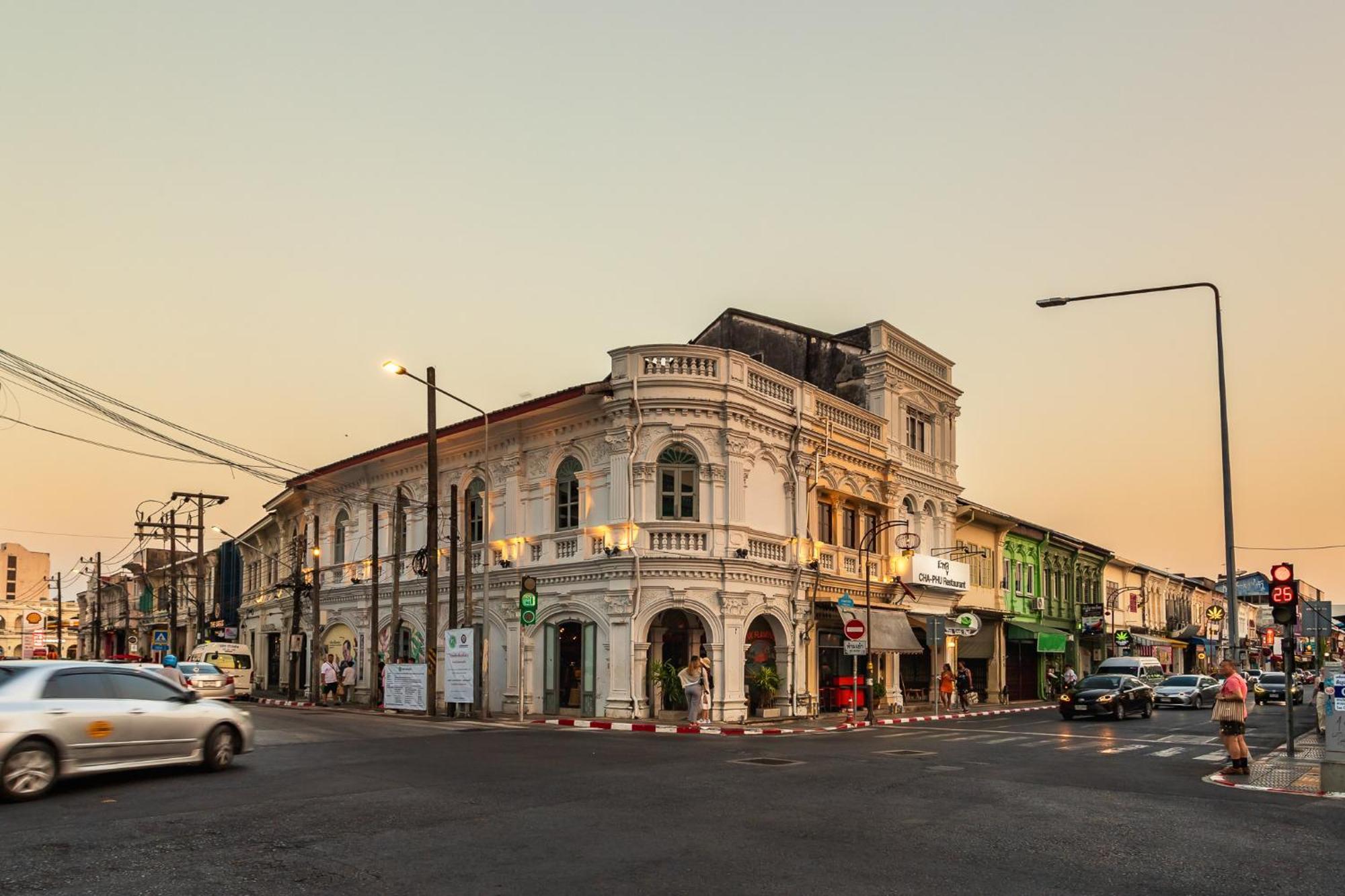 Hotel Recenta Style Phuket Town Extérieur photo