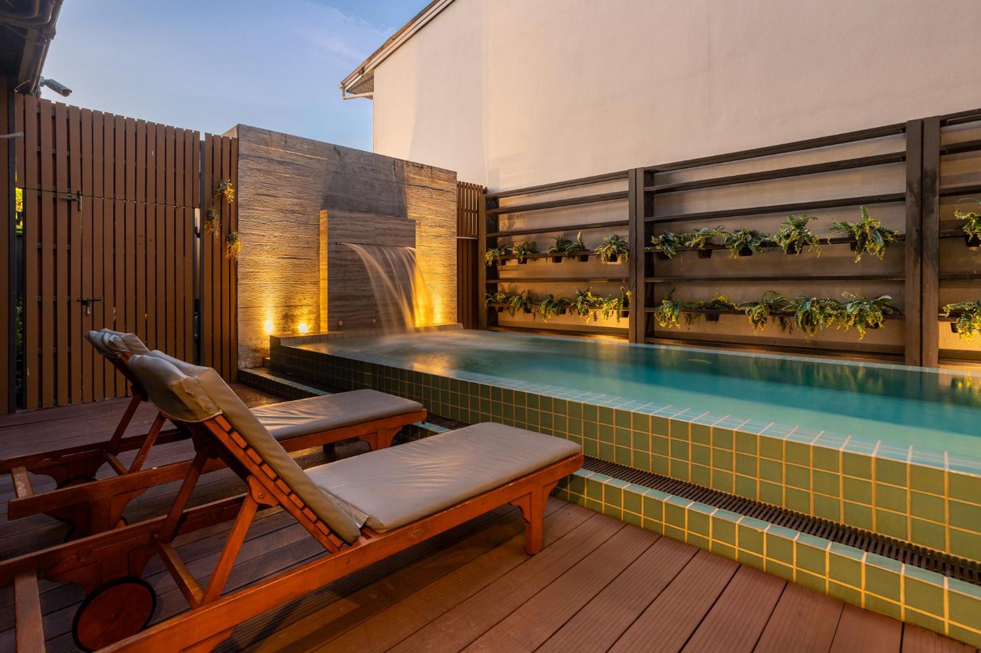 Hotel Recenta Style Phuket Town Extérieur photo